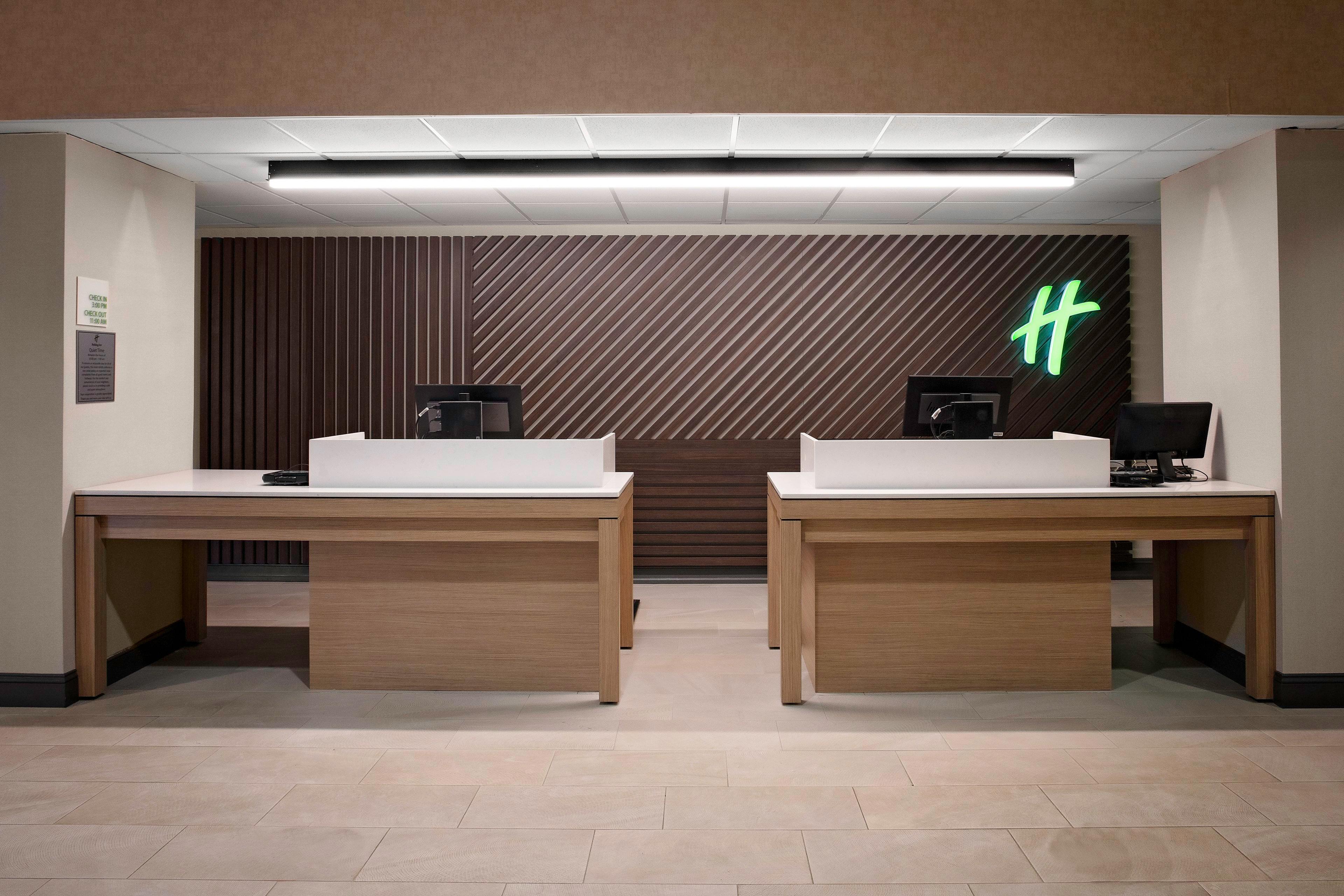 Holiday Inn & Suites Boston Peabody, An Ihg Hotel Екстериор снимка