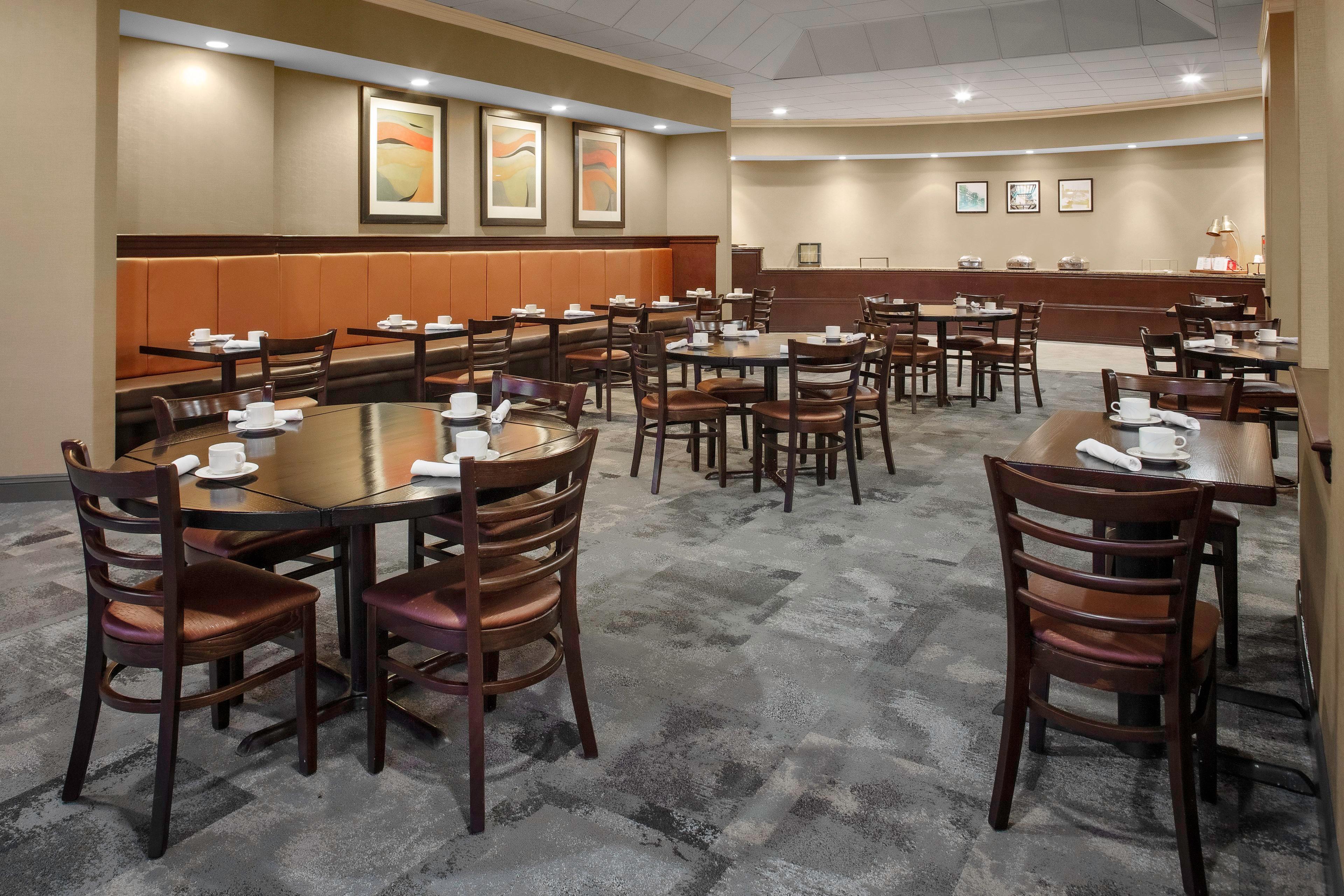 Holiday Inn & Suites Boston Peabody, An Ihg Hotel Екстериор снимка