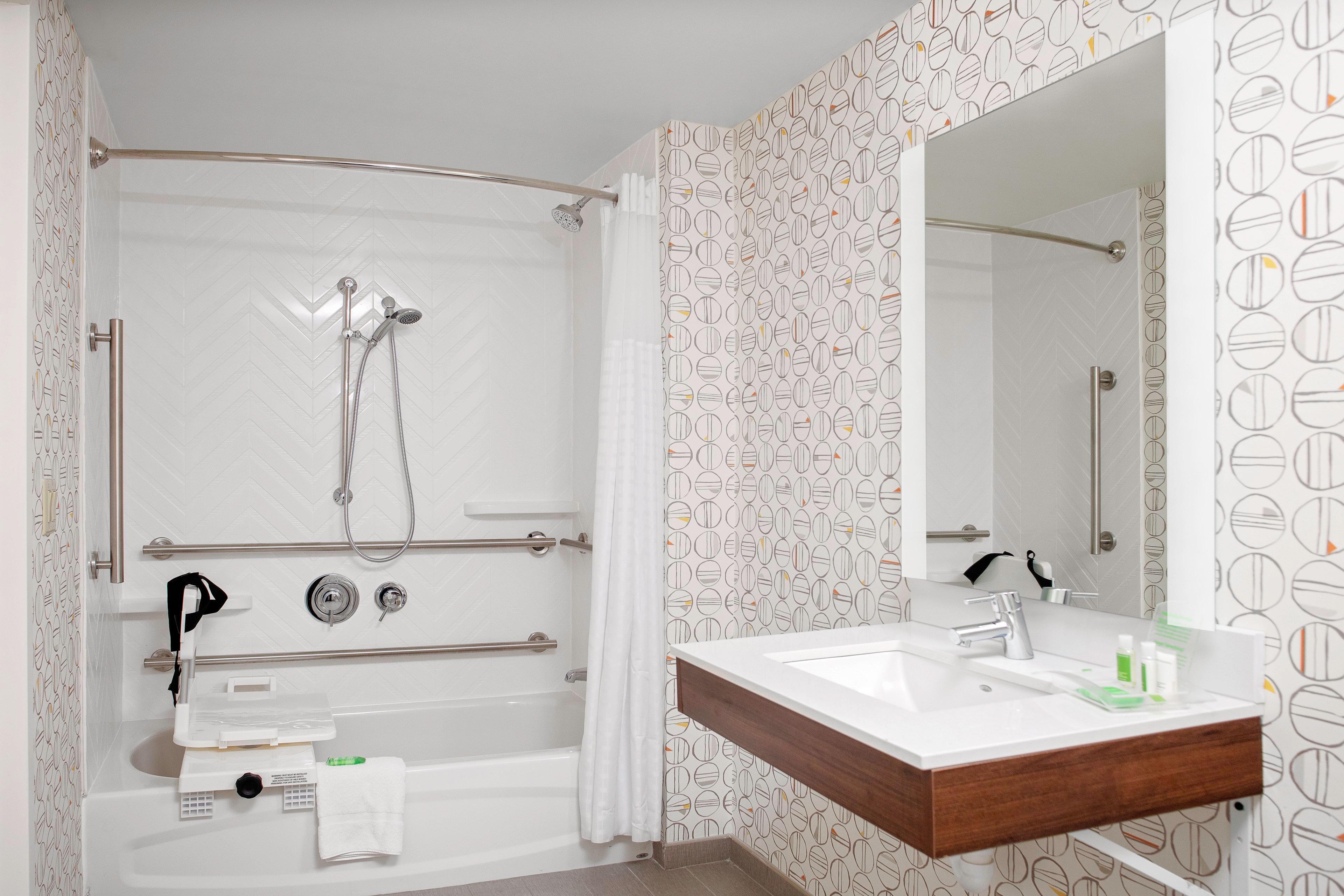 Holiday Inn & Suites Boston Peabody, An Ihg Hotel Екстериор снимка